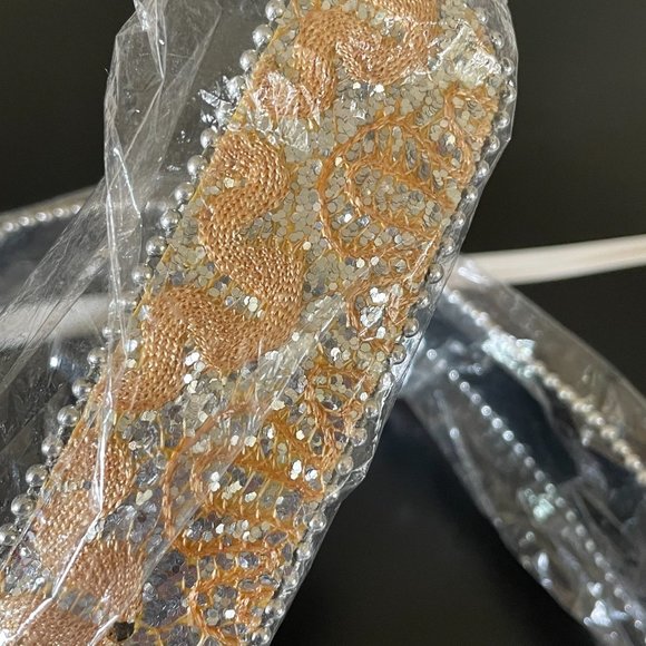 Belt with sequined design - Picture 3 of 8